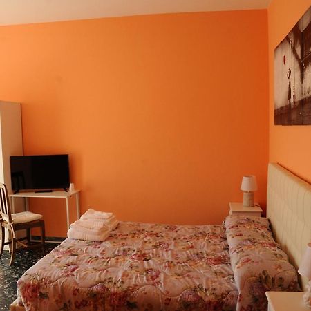 Andrea Affittacamere E B&B Solignano Nuovo Dış mekan fotoğraf