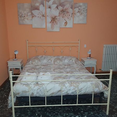 Andrea Affittacamere E B&B Solignano Nuovo Dış mekan fotoğraf