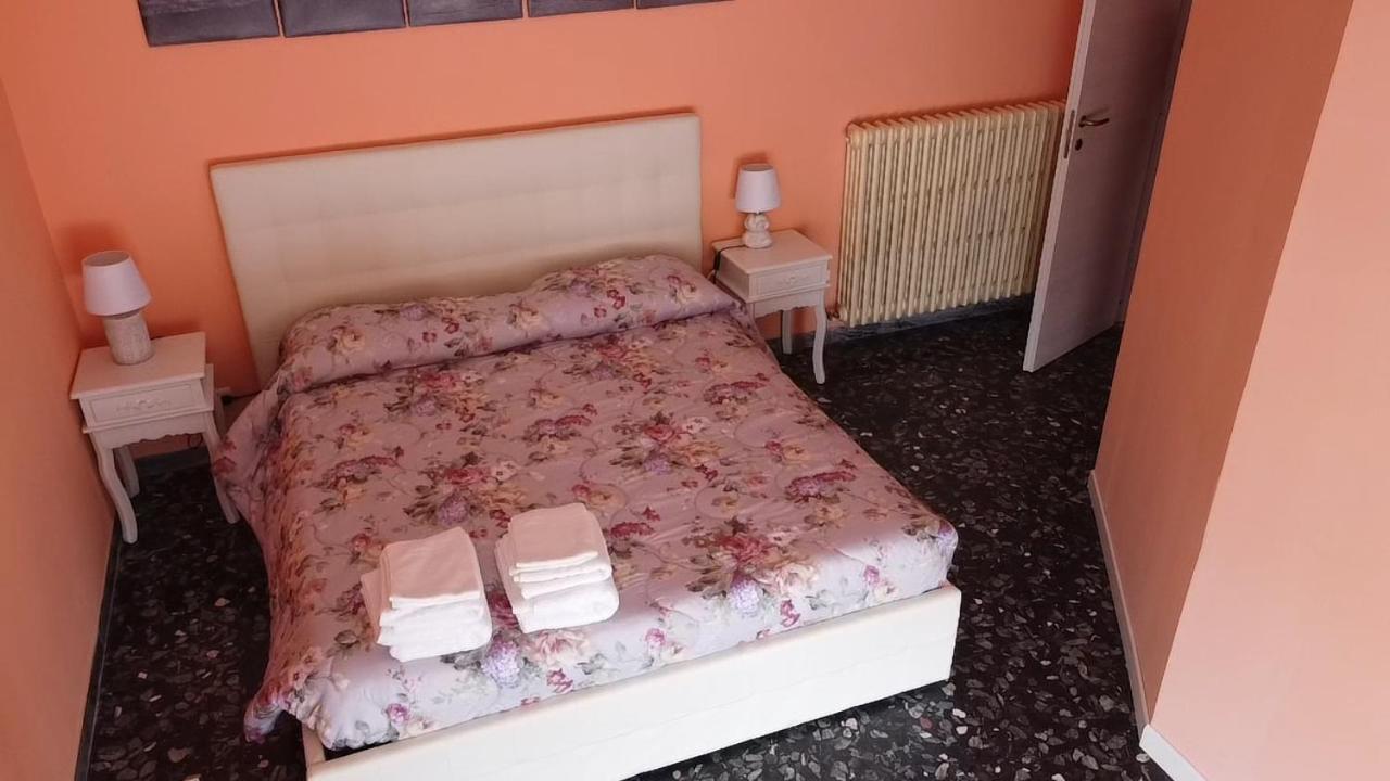 Andrea Affittacamere E B&B Solignano Nuovo Dış mekan fotoğraf