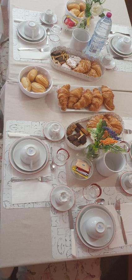 Andrea Affittacamere E B&B Solignano Nuovo Dış mekan fotoğraf