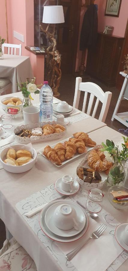 Andrea Affittacamere E B&B Solignano Nuovo Dış mekan fotoğraf